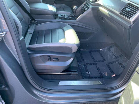 2020 Volkswagen Atlas Cross Sport V6 SEL Premium R-Line 4Motion