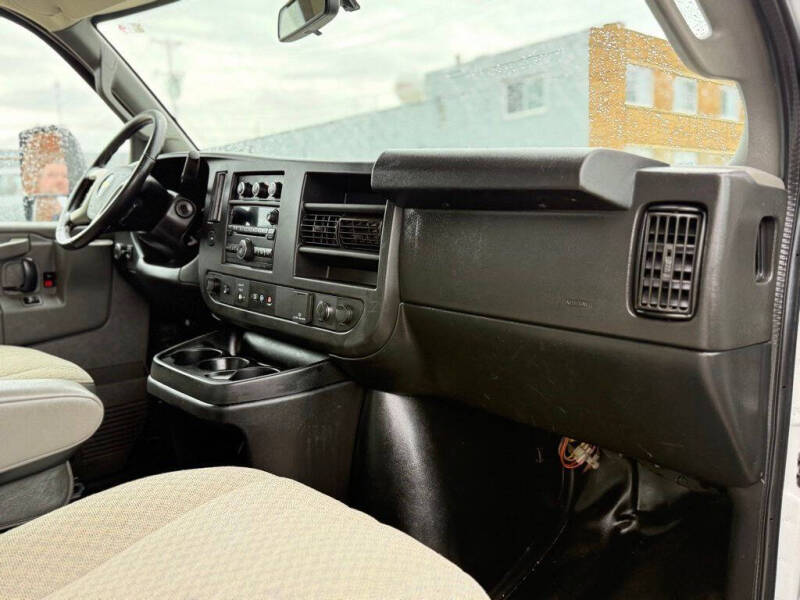 2019 Chevrolet Express 3500