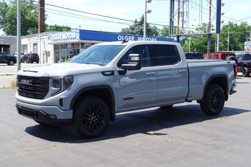 2024 GMC Sierra 1500 Elevation