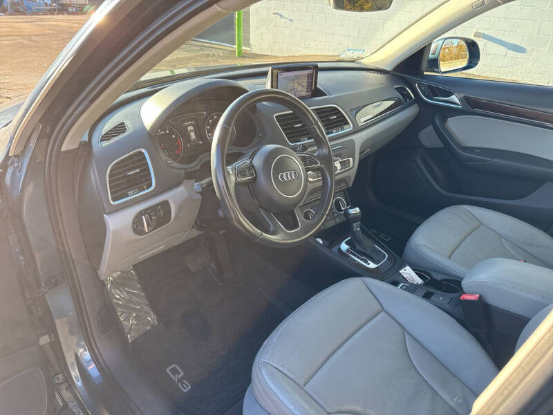 2016 Audi Q3 2.0T quattro Premium Plus