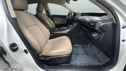 2019 Lexus IS 300