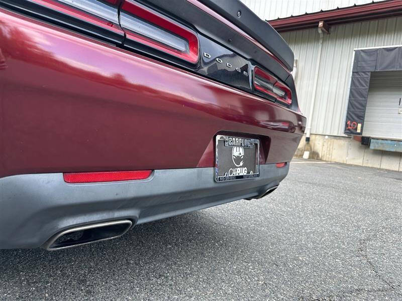 2017 Dodge Challenger SXT