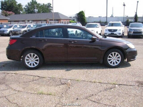 2013 Chrysler 200 Touring