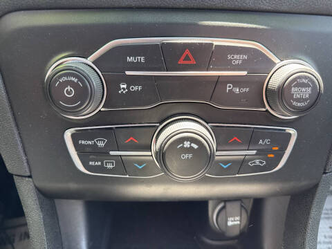 2021 Dodge Charger SXT