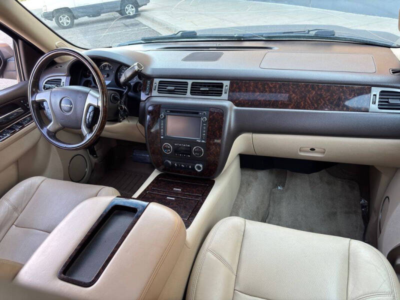 2012 GMC Yukon XL Denali
