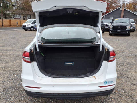 2020 Ford Fusion Energi Titanium