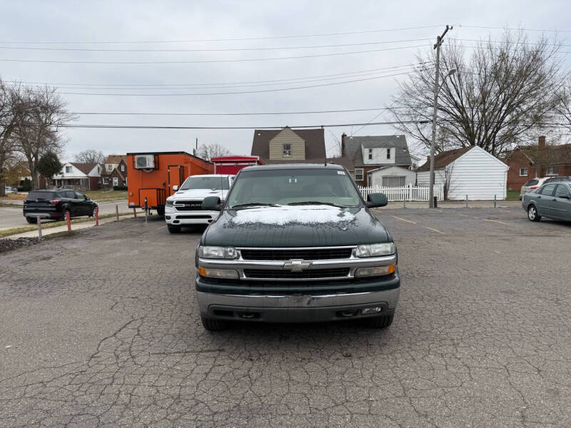 2002 Chevrolet Suburban for sale at PLATINUM AUTO SALES in Dearborn MI