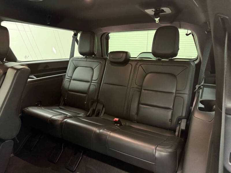 2023 Lincoln Navigator L Standard