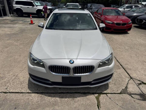 2014 BMW 5 Series 528i