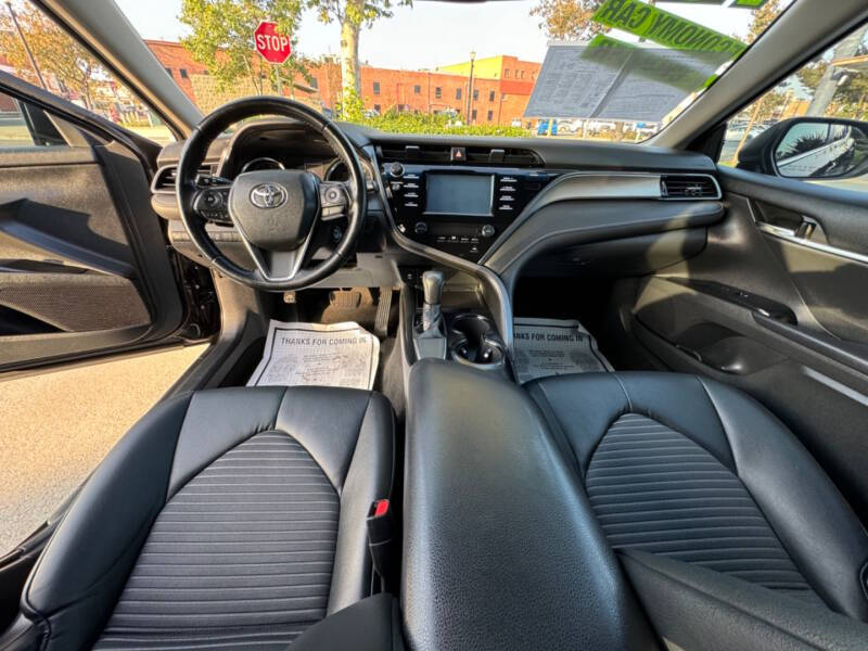 2019 Toyota Camry for sale at Got Cars in Downey, CA