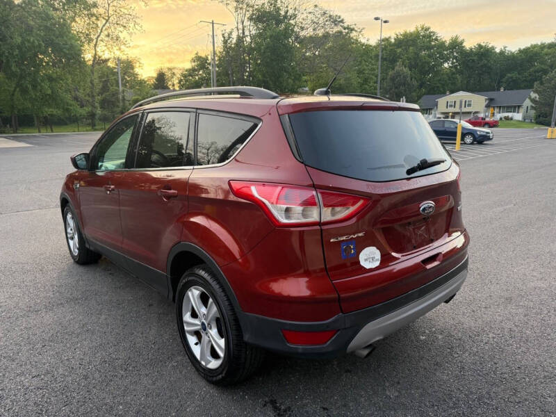 2015 Ford Escape SE