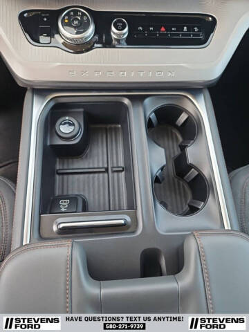 2025 Ford Expedition Active