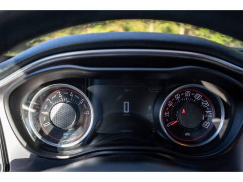 2016 Dodge Challenger SXT