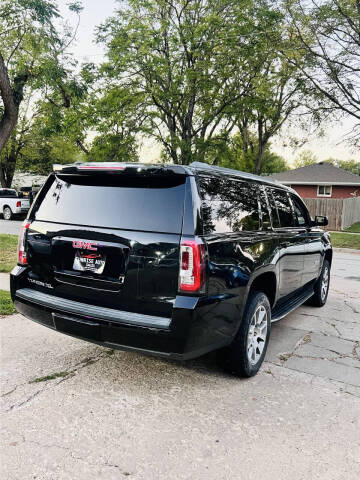 2017 GMC Yukon XL SLT