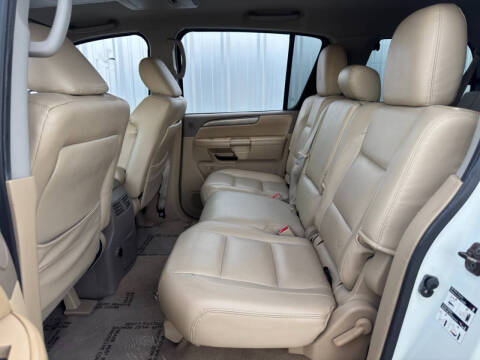 2013 Nissan Armada SV