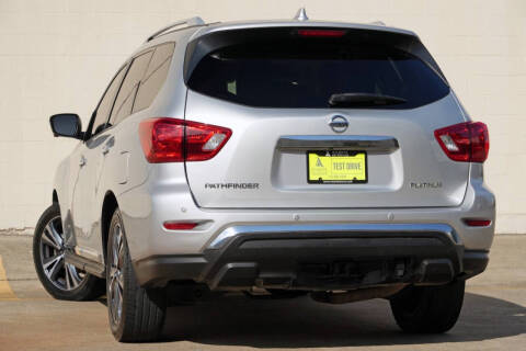 2020 Nissan Pathfinder Platinum