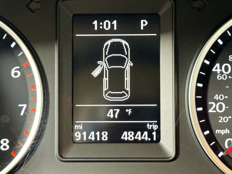 2017 Volkswagen Tiguan 2.0T Limited S 4Motion