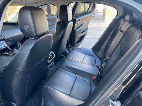 2017 Jaguar XE 35t Premium