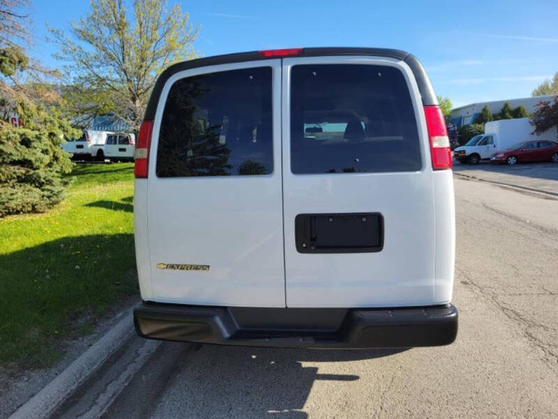 2018 Chevrolet Express LS 3500
