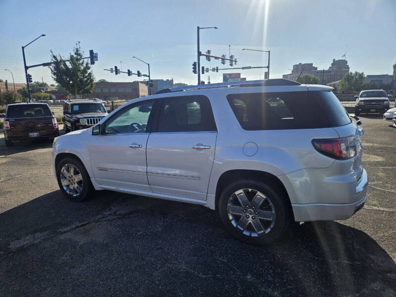 2016 GMC Acadia Denali