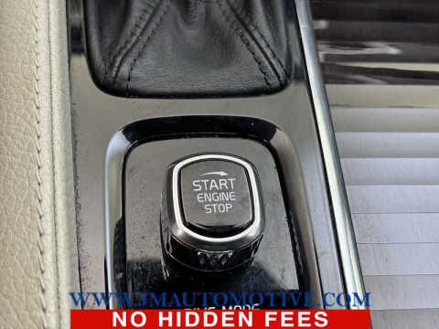 2019 Volvo XC90 T6 Momentum