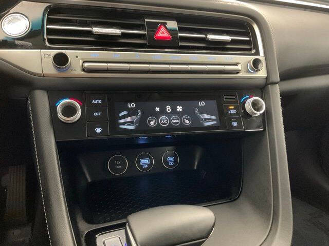 2025 Genesis G70
