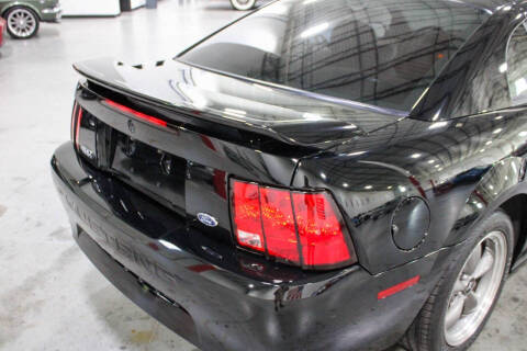 2003 Ford Mustang GT Deluxe