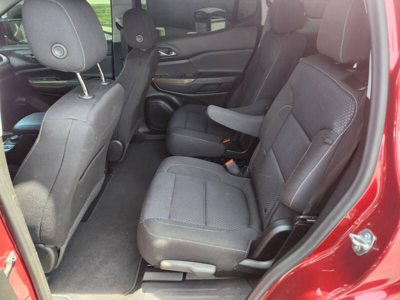 2022 GMC Acadia SLE