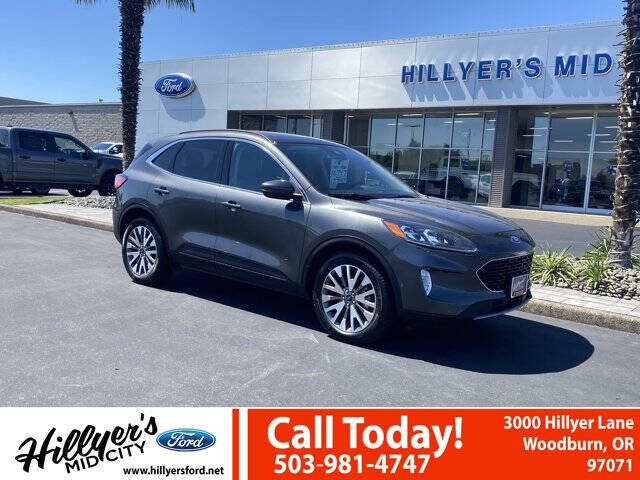 2020 Ford Escape Titanium