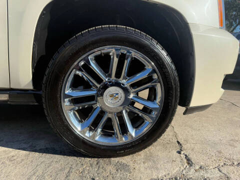 2013 Cadillac Escalade ESV Platinum Edition