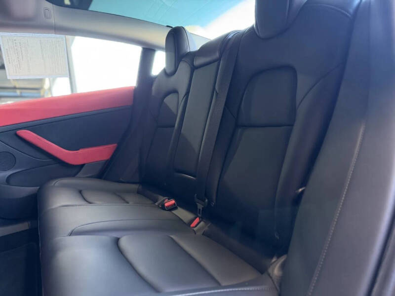 2022 Tesla Model 3 Long Range