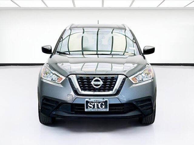 2019 Nissan Kicks S