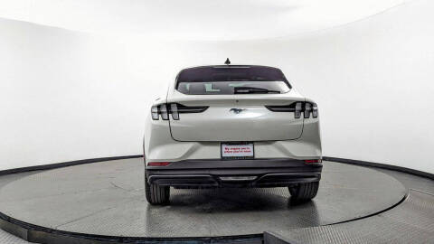 2024 Ford Mustang Mach-E Select