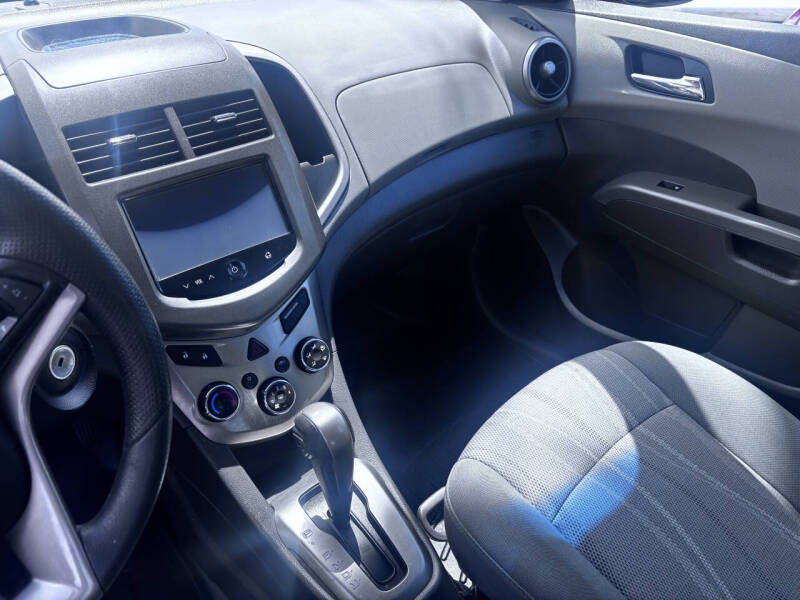 2014 Chevrolet Sonic LT Auto
