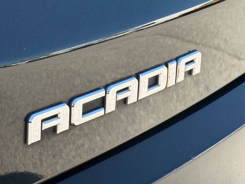 2017 GMC Acadia SLE-2