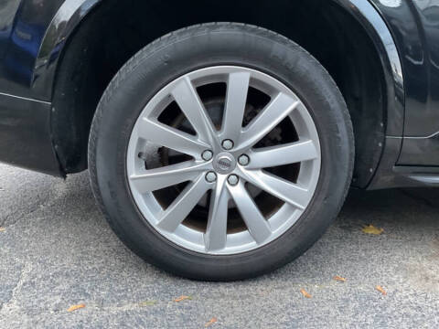 2016 Volvo XC90 T6 Momentum