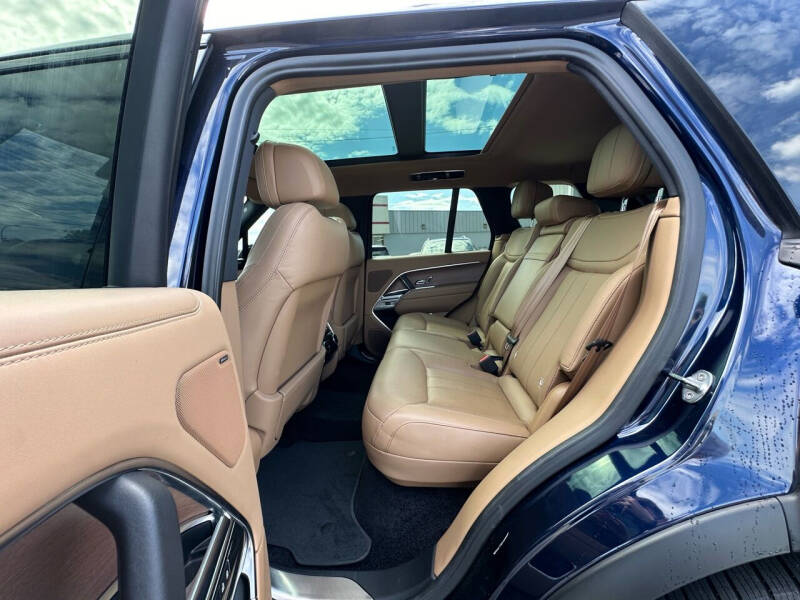 2023 Land Rover Range Rover P400 SE