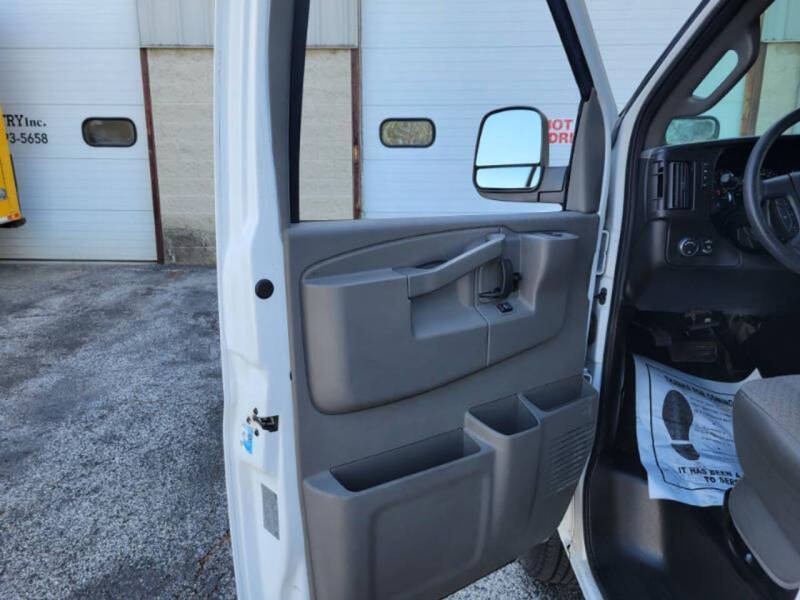 2018 Chevrolet Express LS 3500