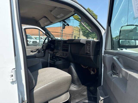 2017 Chevrolet Express 2500