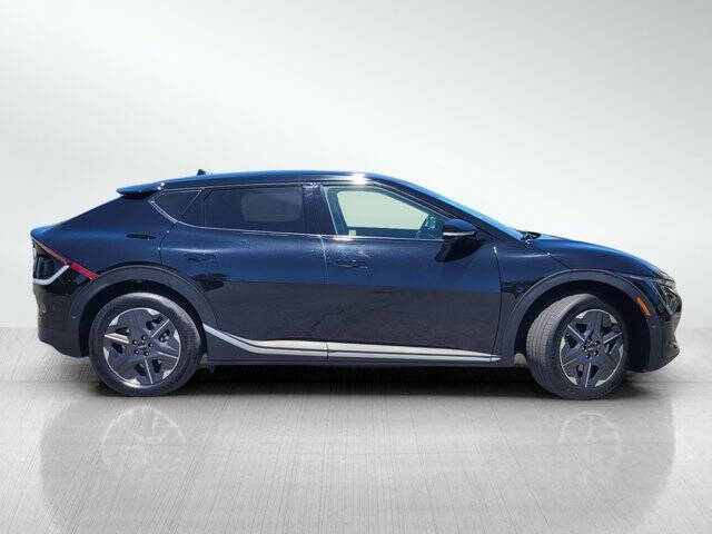 2025 Kia EV6 Light Long Range