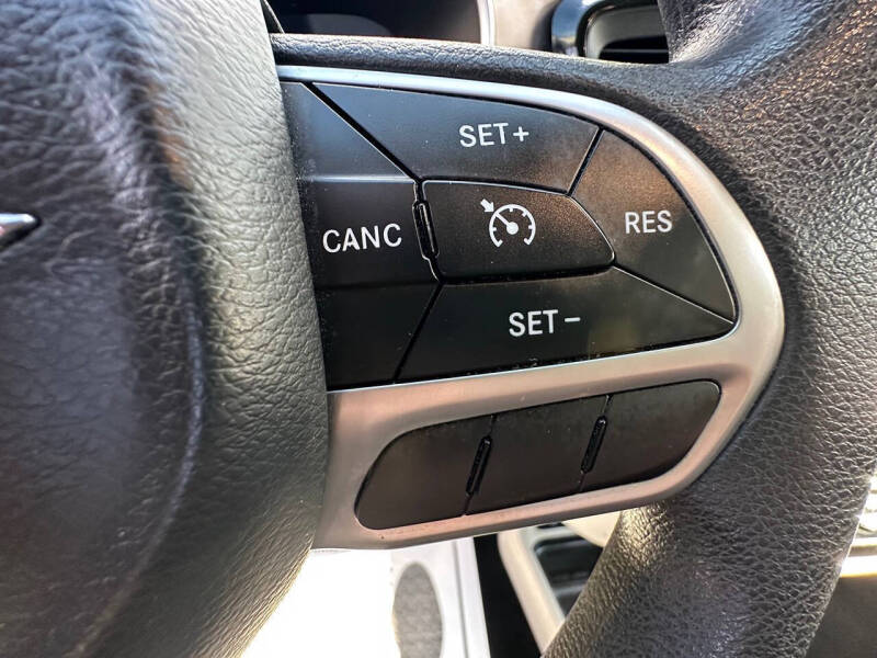 2017 Chrysler Pacifica LX