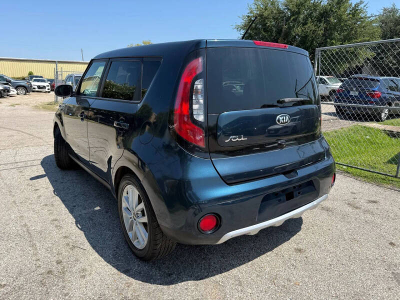 2018 Kia Soul +