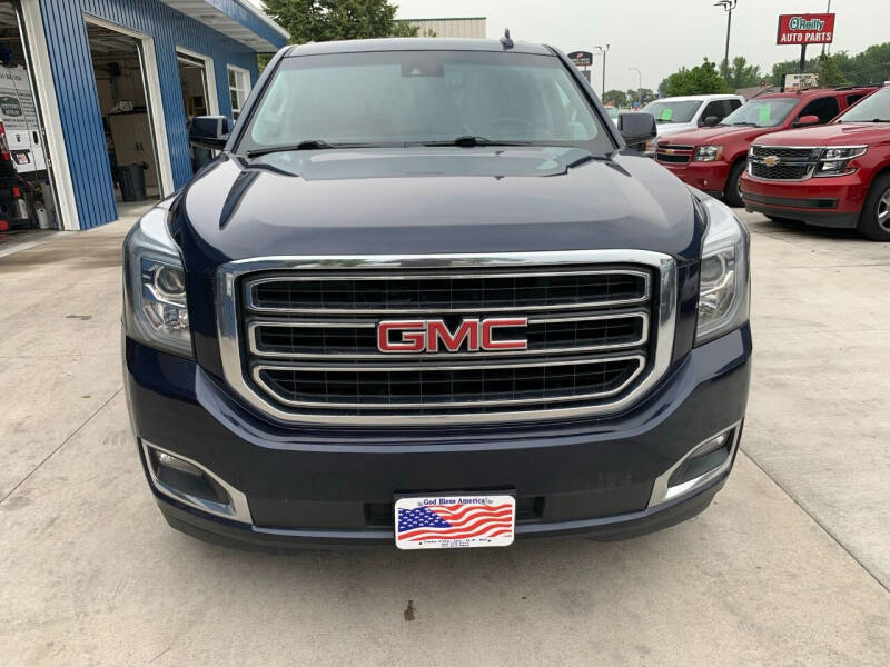 2017 GMC Yukon XL SLE