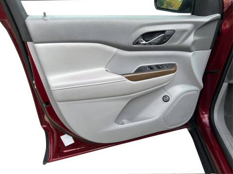 2018 GMC Acadia SLE-2