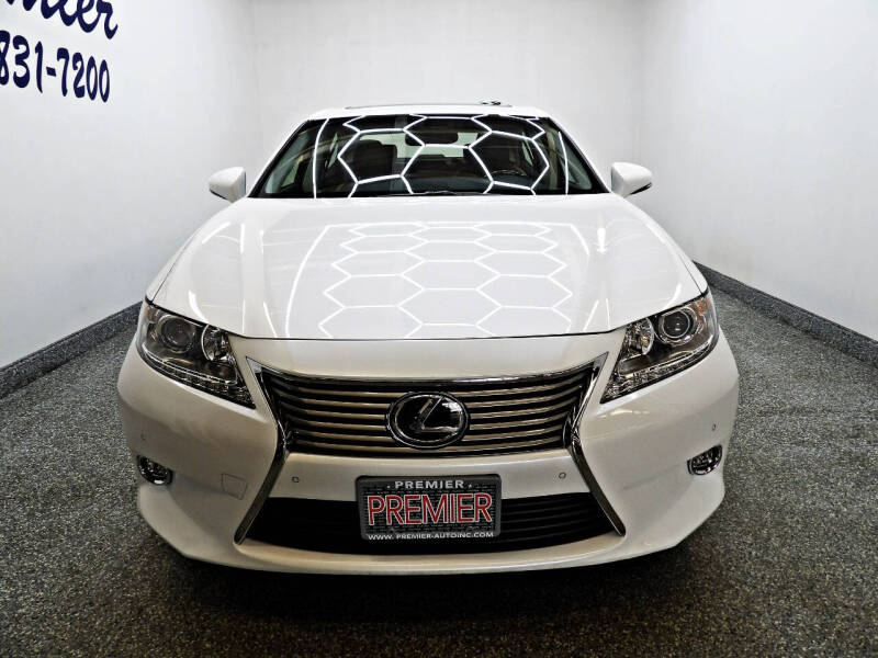 2015 Lexus ES 350 photo 2