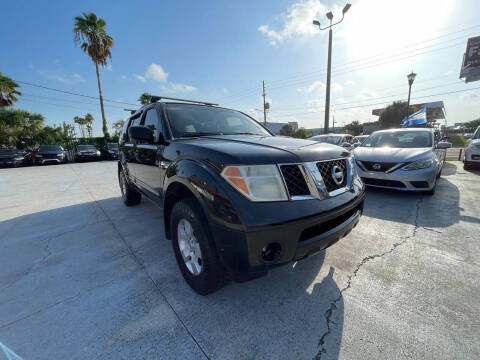 2006 Nissan Pathfinder LE