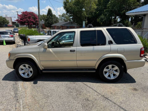 2002 Nissan Pathfinder LE