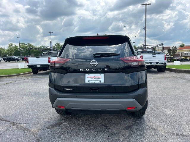 2022 Nissan Rogue S