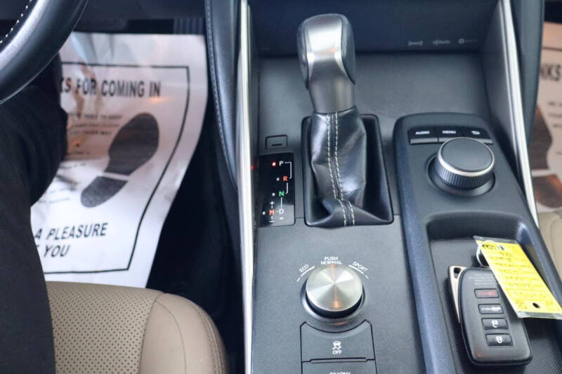 2020 Lexus IS 300