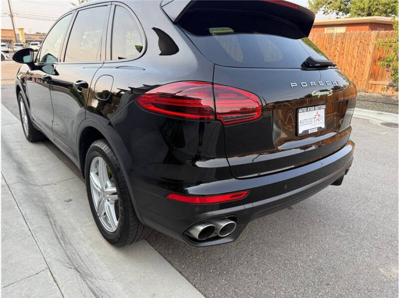 2016 Porsche Cayenne S E-Hybrid